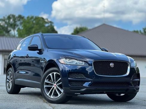 Used 2017 Jaguar F-PACE Premium AWD/4WD image 3