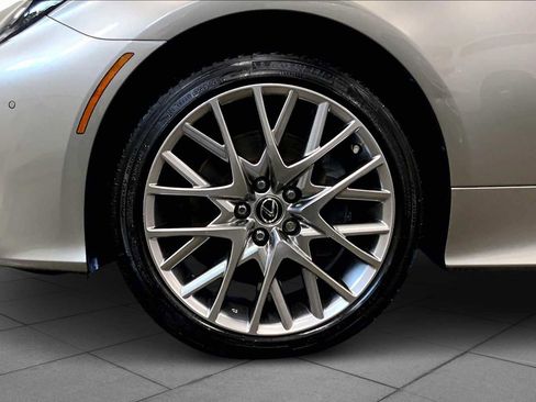 Used 2022 Lexus RC 300 w/ Navigation Package image 11
