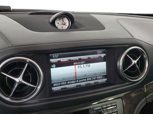 Used 2014 Mercedes-Benz SL 550 image 41