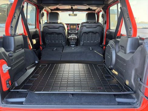 Used 2020 Jeep Wrangler Unlimited Rubicon AWD/4WD image 40