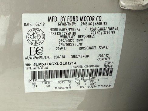 Used 2020 Lincoln Aviator Reserve w/ Equipment Group 202A image 32