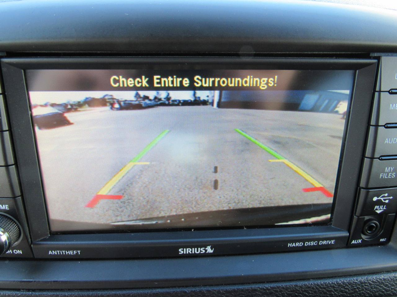 Used 2015 Dodge Grand Caravan SXT FWD image 22
