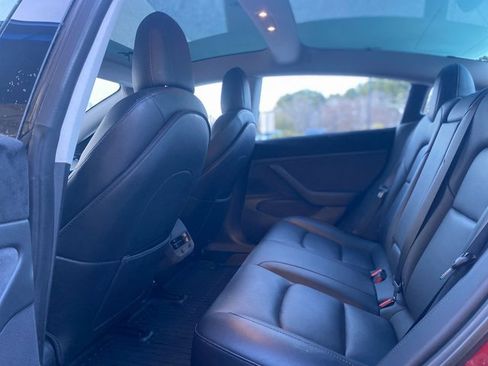 Used 2018 Tesla Model 3 image 12