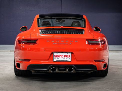 Used 2017 Porsche 911 Carrera S RWD image 4