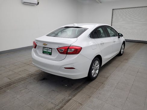 Used 2019 Chevrolet Cruze LT w/ Convenience Package image 9
