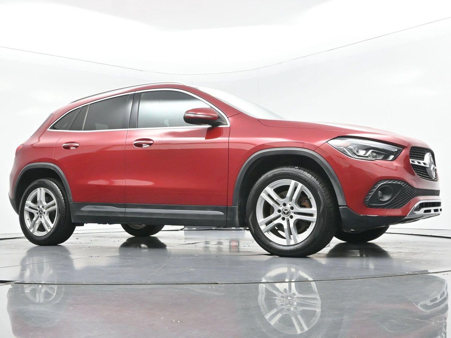 Used 2021 Mercedes-Benz GLA 250 w/ Premium Package image 44