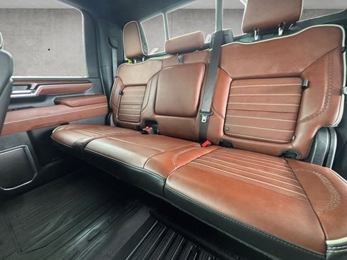 Used 2025 GMC Sierra 2500 Denali Ultimate image 27