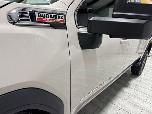 New 2026 GMC Sierra 2500 SLE w/ SLE Value Package; AWD/4WD image 33