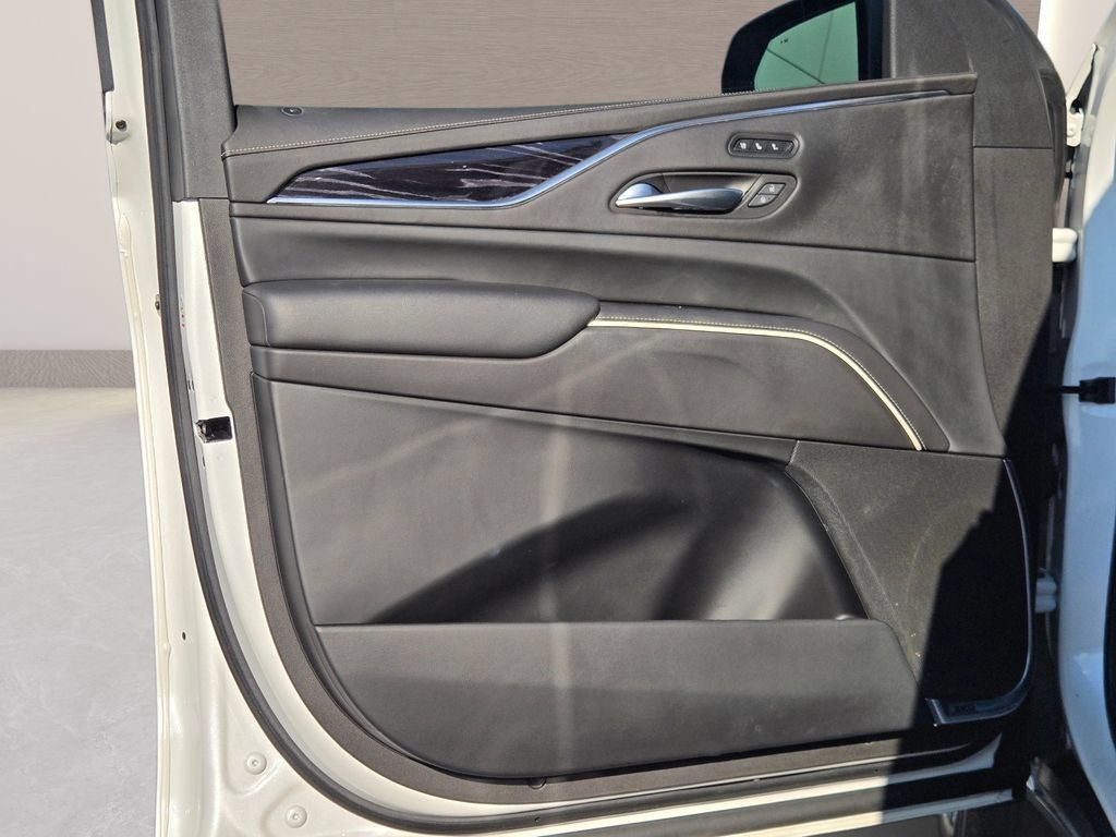 Used 2021 Cadillac Escalade Sport w/ Driver Assist Tech Package RWD image 29