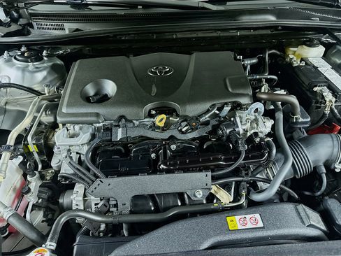 Used 2024 Toyota Camry LE image 31