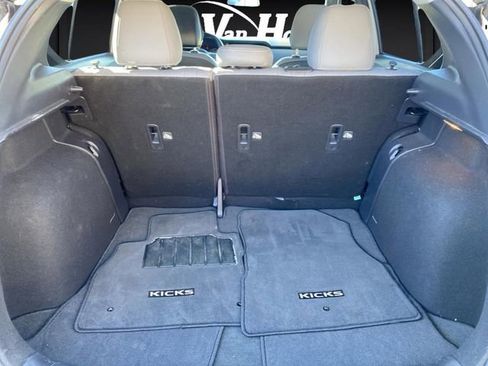 Used 2023 Nissan Kicks SR w/ SR Premium Package image 14