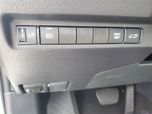 Used 2025 Toyota RAV4 Limited image 7