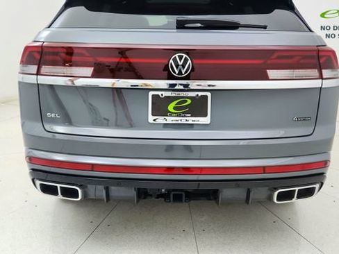 Used 2026 Volkswagen Atlas Cross Sport SEL Premium R-Line AWD/4WD image 11