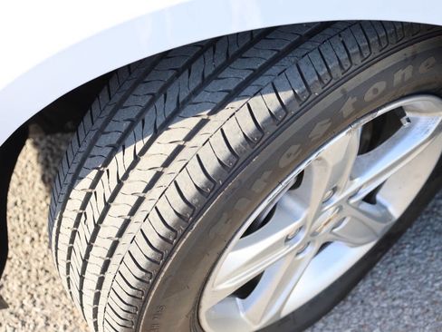 Used 2024 Chevrolet Malibu LT image 25