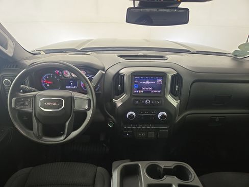 Certified 2025 GMC Sierra 3500 Pro AWD/4WD image 13