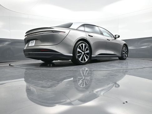 Used 2023 Lucid Air Touring image 35