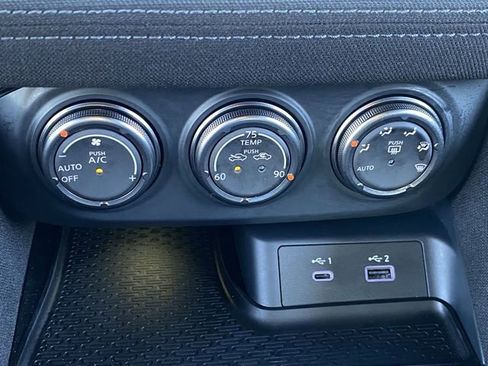 Used 2025 Nissan Z Sport w/ Floor Mat Package image 23