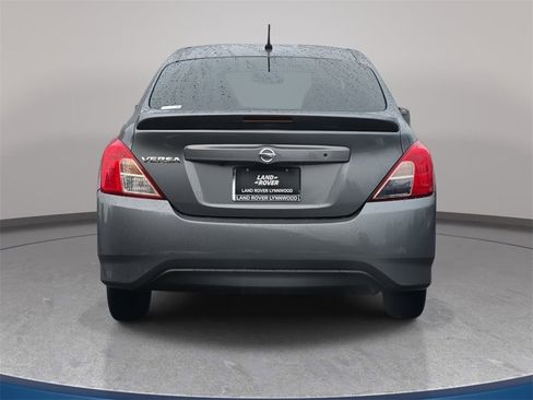Used 2019 Nissan Versa S Plus image 7