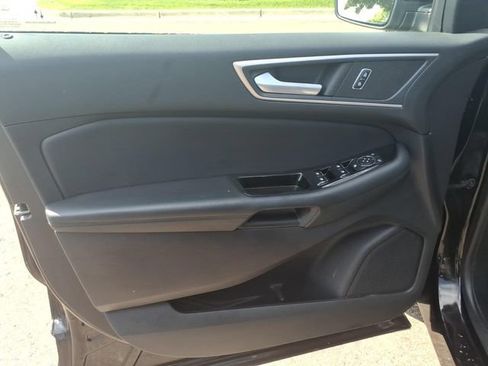 Used 2020 Ford Edge SEL w/ Convenience Package AWD/4WD image 8