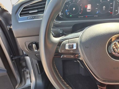 Used 2021 Volkswagen Tiguan SEL image 19