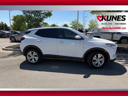 Used 2025 Buick Encore GX Preferred FWD image 4