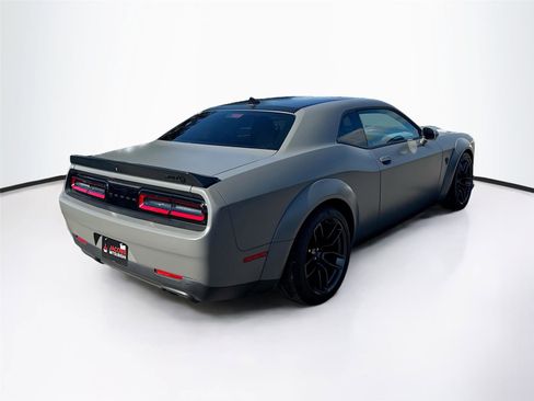 Used 2023 Dodge Challenger SRT Hellcat image 7