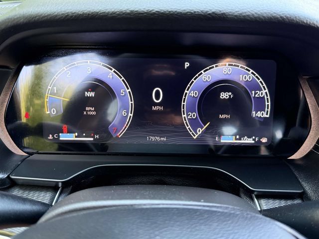 Used 2025 Jeep Grand Cherokee Altitude AWD/4WD image 24