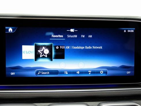 Used 2024 Mercedes-Benz GLS 450 4MATIC image 26