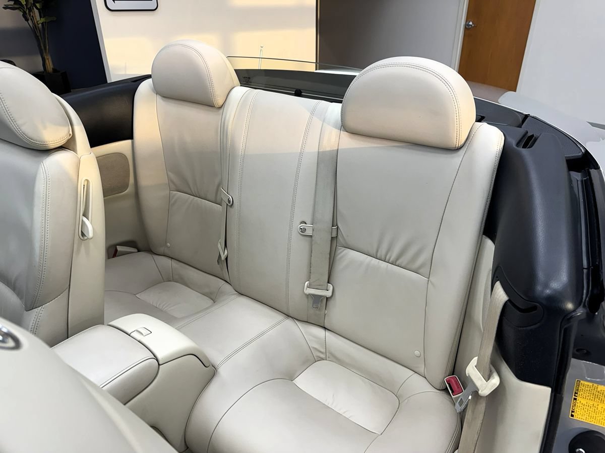 Used 2007 Lexus SC 430 Convertible w/ Preferred Accessory Pkg RWD image 43