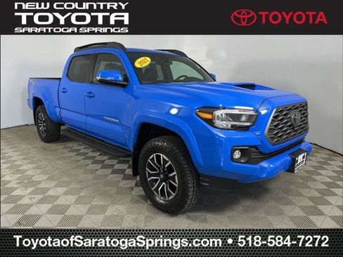 Used 2021 Toyota Tacoma TRD Sport w/ TRD Premium Sport Package AWD/4WD image 1