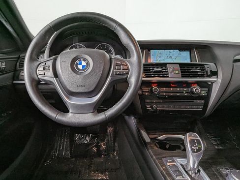 Used 2018 BMW X4 xDrive28i image 17