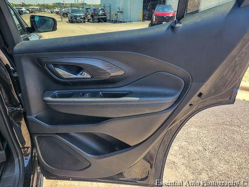 Certified 2023 GMC Terrain SLT w/ LPO, Floor Liner Package FWD image 28