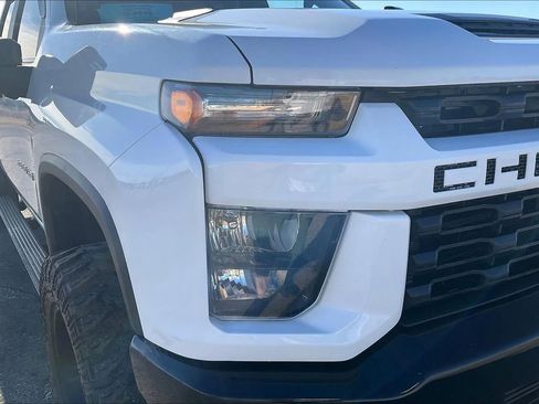 Used 2020 Chevrolet Silverado 2500 Custom w/ Custom Value Package AWD/4WD image 34