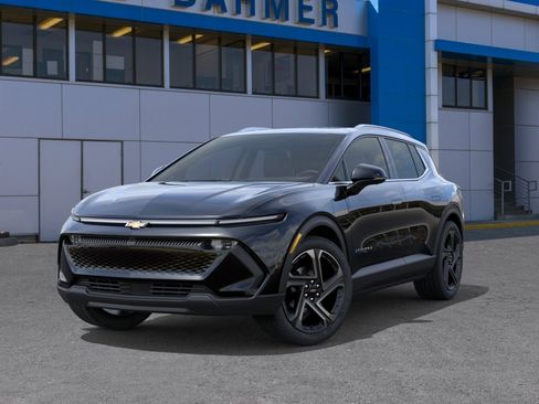 New 2026 Chevrolet Equinox EV LT w/ Convenience Package II FWD image 20