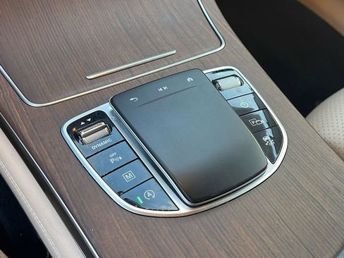 Used 2021 Mercedes-Benz GLC 300 image 22