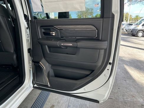 New 2026 RAM 3500 Limited image 34