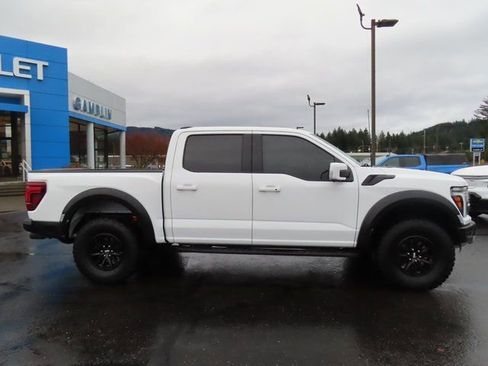 Used 2024 Ford F150 Raptor image 10