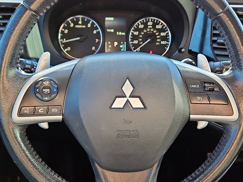 Used 2014 Mitsubishi Outlander GT image 19