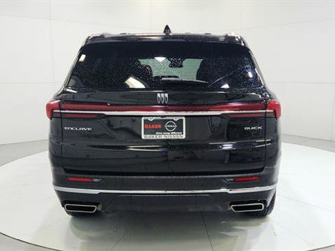 Used 2025 Buick Enclave Preferred image 7