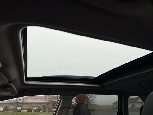 Used 2022 Subaru Forester Premium image 27