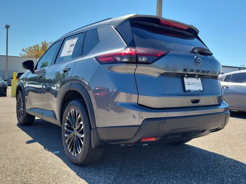 New 2026 Nissan Rogue Dark Armor image 5