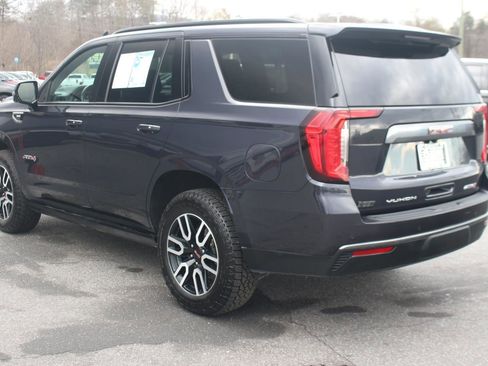 Used 2023 GMC Yukon AT4 w/ AT4 Premium Package image 5