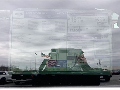 New 2025 Ford Expedition Max Active image 14