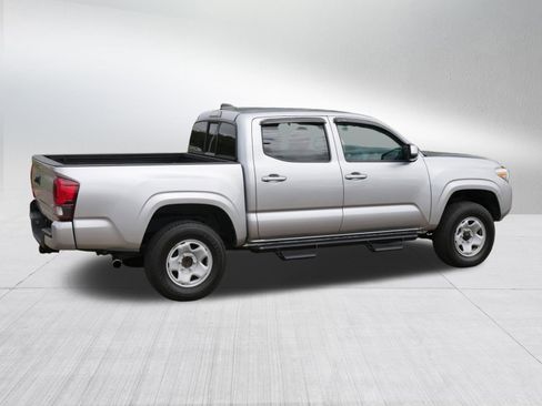 Used 2022 Toyota Tacoma SR image 7