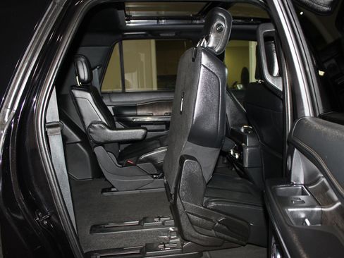 Used 2019 Ford Expedition Max Limited w/ Equipment Group 301A RWD image 50