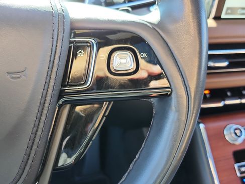 Used 2021 Lincoln Aviator Reserve w/ Equipment Group 208A image 16