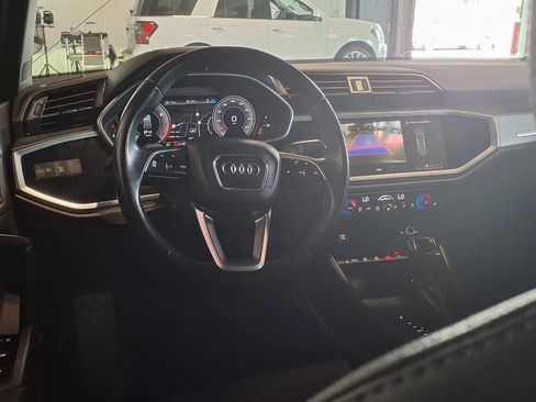Used 2019 Audi Q3 2.0T Premium Plus w/ Premium Plus Package AWD/4WD image 16