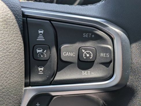 New 2026 RAM 1500 4x4 Crew Cab image 22