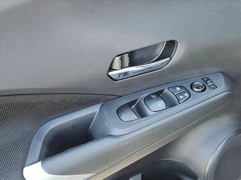 Used 2024 Nissan Kicks SV w/ Interior Electronics Package FWD image 11