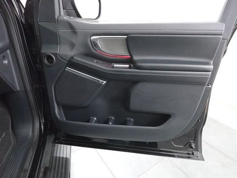 Certified 2025 Ford Expedition Platinum AWD/4WD image 34